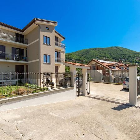 Nuovi Orizzonti Agerola Apartment Pianillo Luaran gambar
