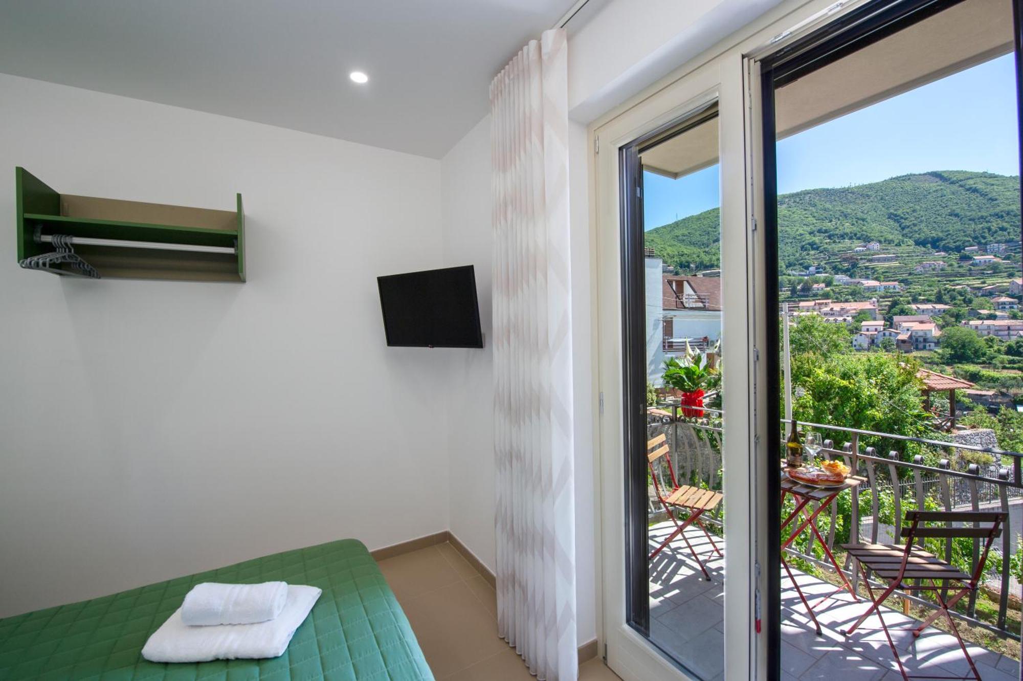 Nuovi Orizzonti Agerola Apartment Pianillo Luaran gambar
