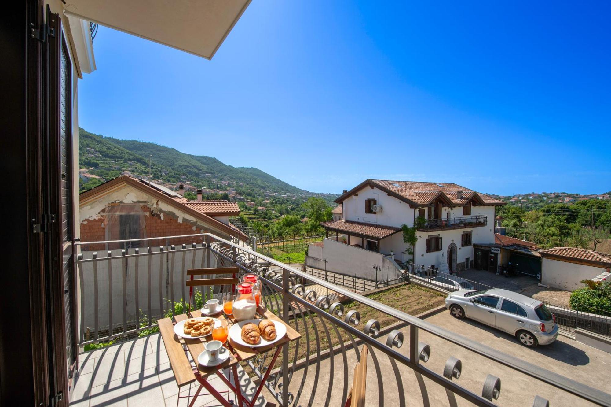 Nuovi Orizzonti Agerola Apartment Pianillo Luaran gambar